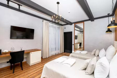 Отель "Ski Resort" / "Ски Резорт"