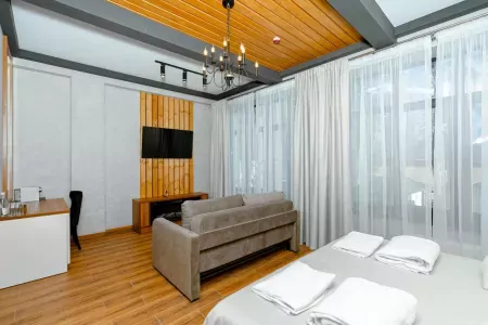 Отель "Ski Resort" / "Ски Резорт"