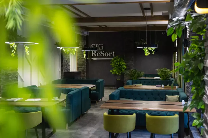 Отель "Ski Resort" / "Ски Резорт"