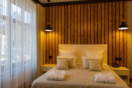 Deluxe 4-местный